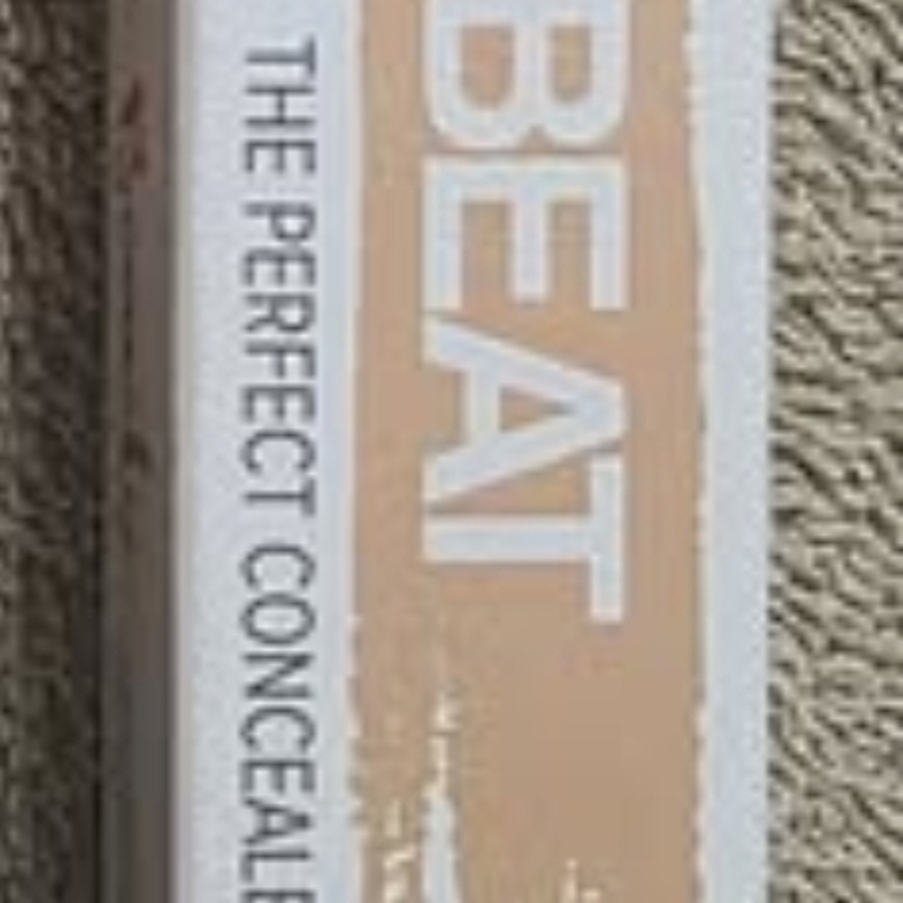 Belle Beauty Cosmetics Bundle by Kim Gravel - Picture 3 of 10